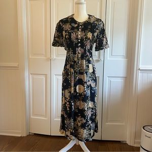 Vintage floral midi dress